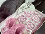 Ensemble bebe crochet – Chaussons et bonnet en laine – Image 2